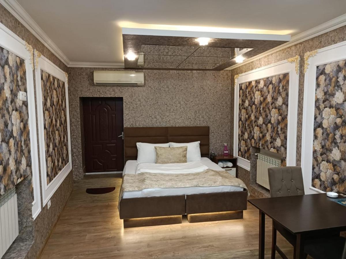All Seasons Hotel Baku Ngoại thất bức ảnh