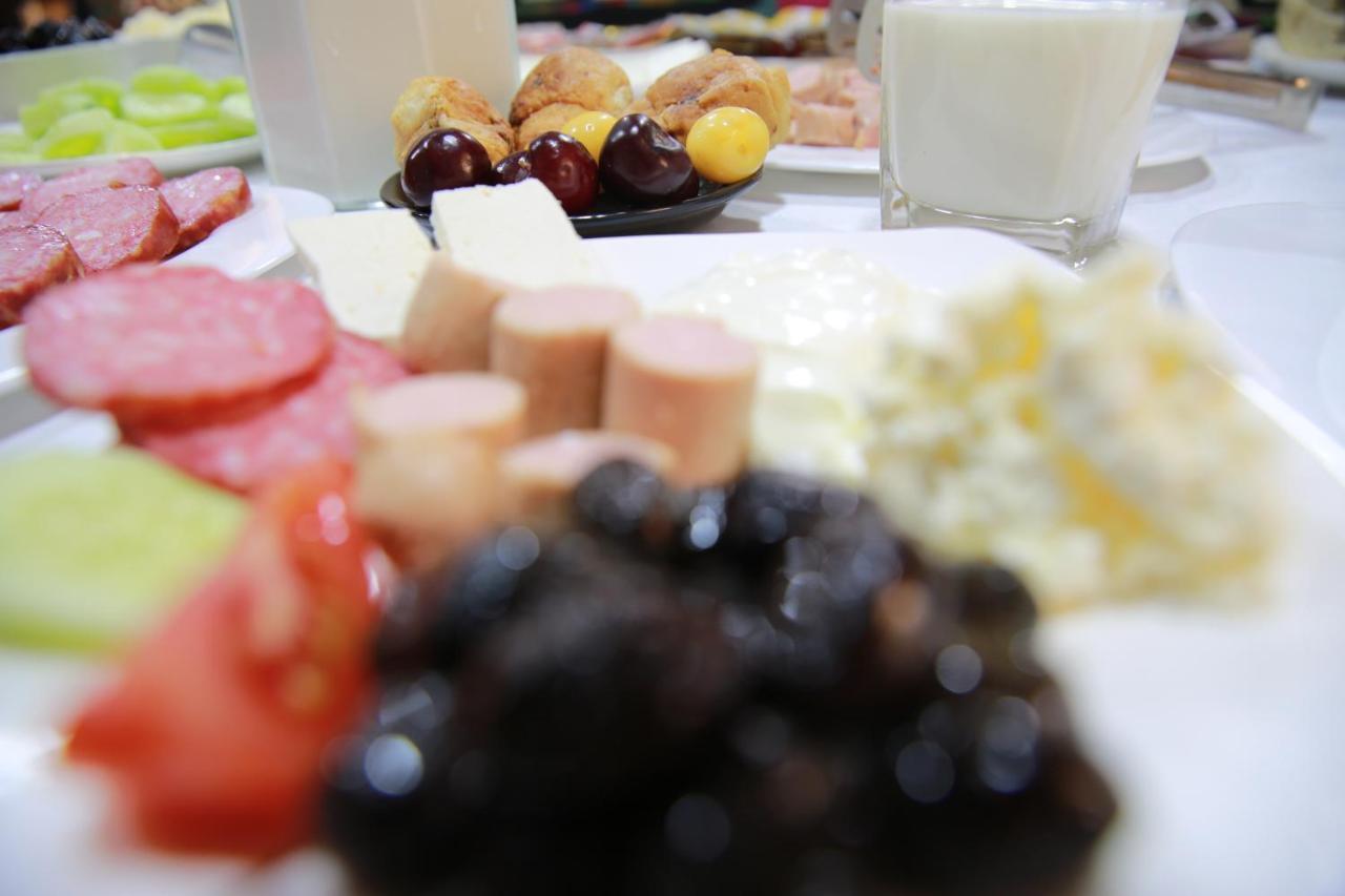 All Seasons Hotel Baku Ngoại thất bức ảnh